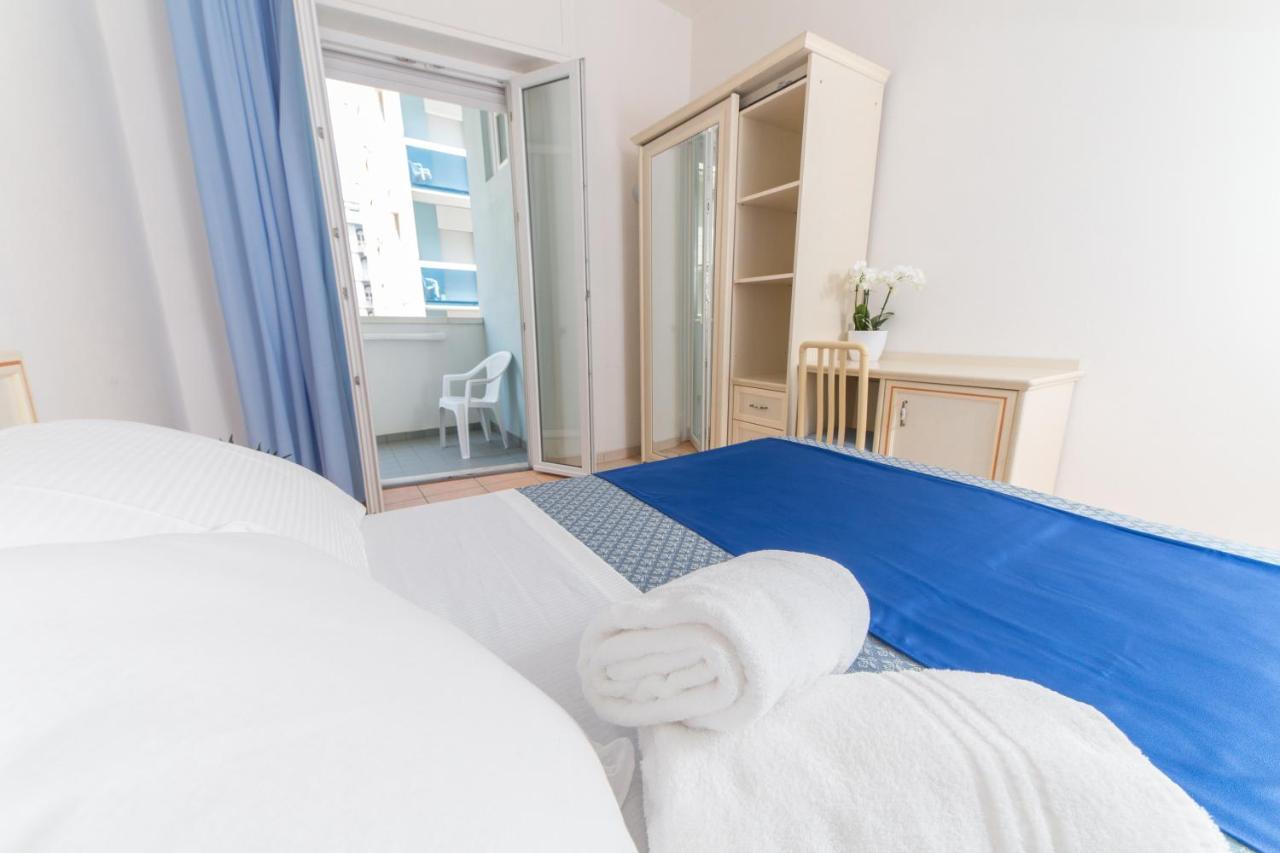 Hotel Elite Каттолика Экстерьер фото