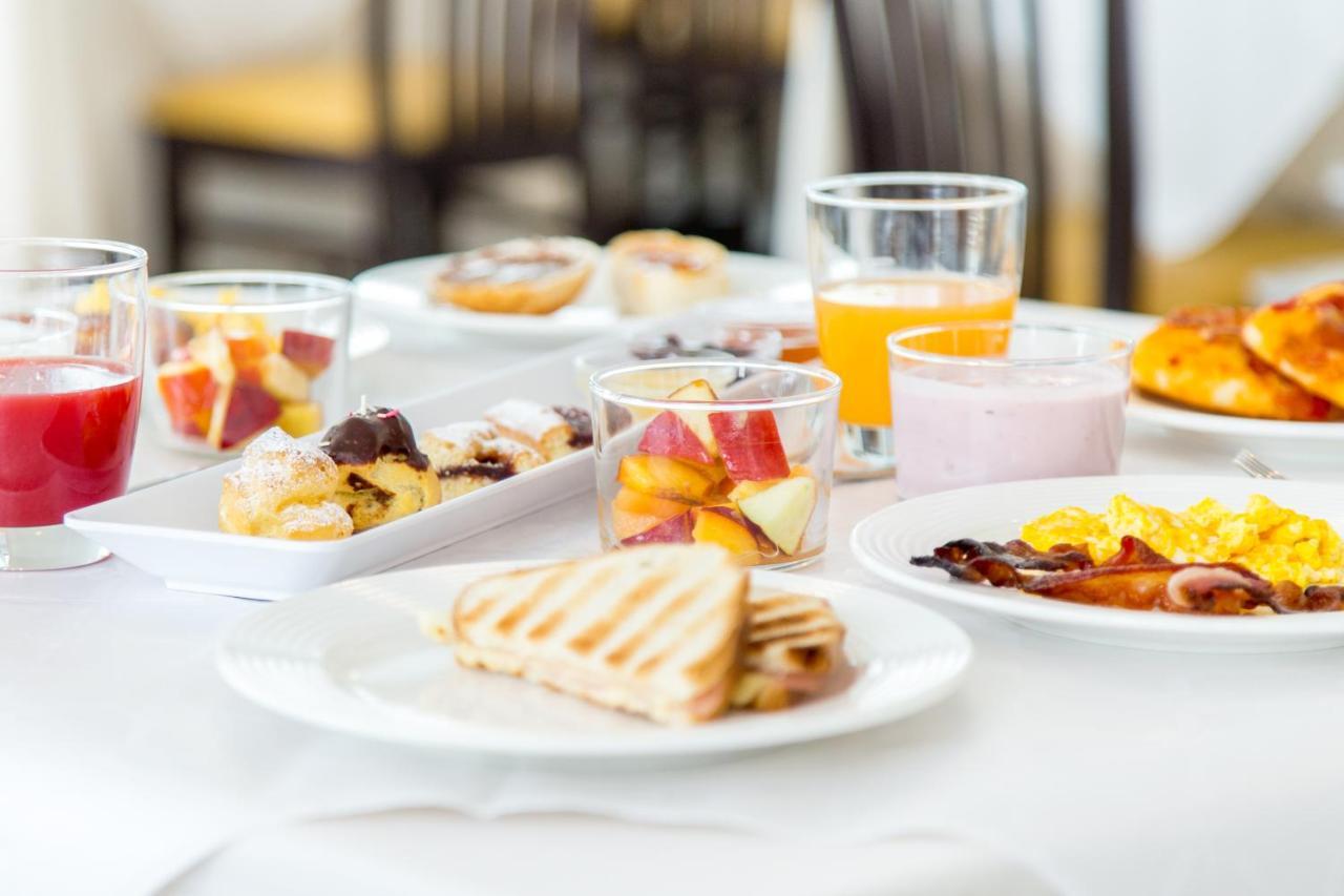 Hotel Elite Каттолика Экстерьер фото