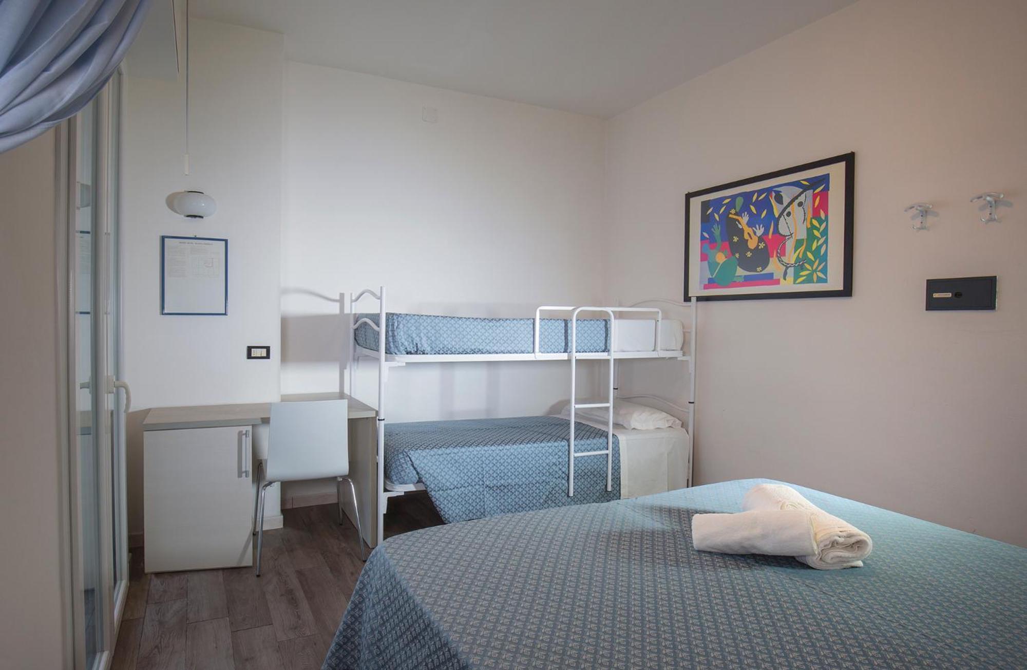 Hotel Elite Каттолика Экстерьер фото